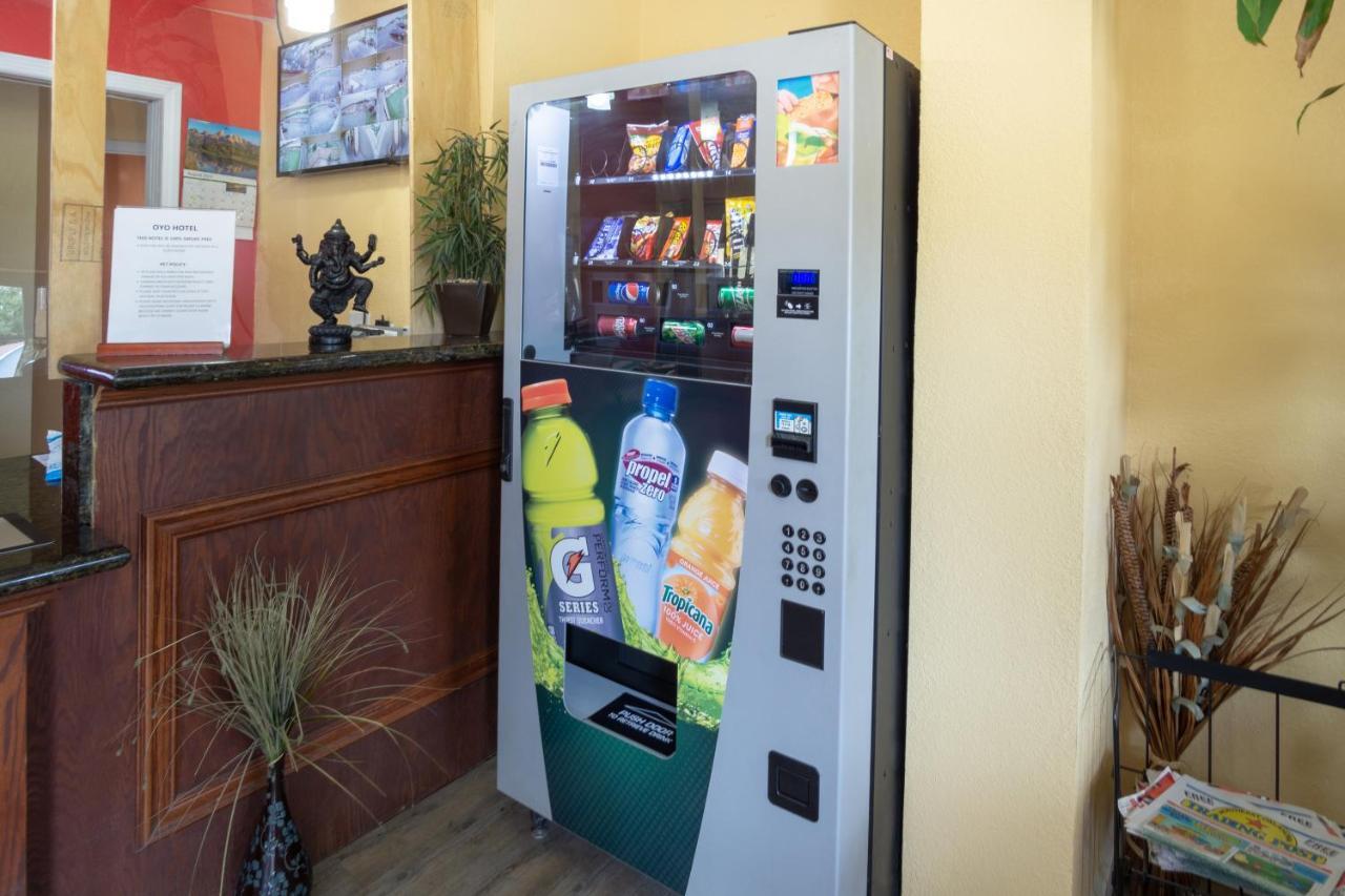Woodridge Inn And Suites Маями Екстериор снимка