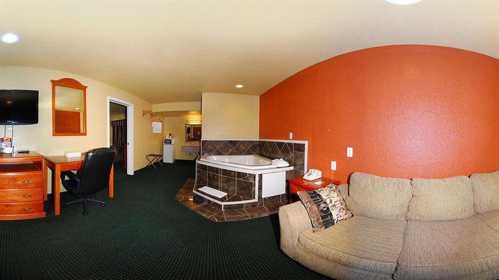 Woodridge Inn And Suites Маями Екстериор снимка